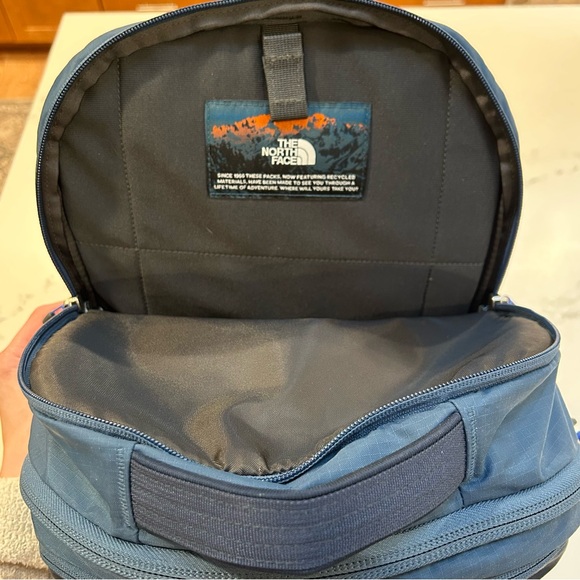 Like New The North Face Borealis Laptop Work School Backpack - Blue Grey - Picture 6 of 8